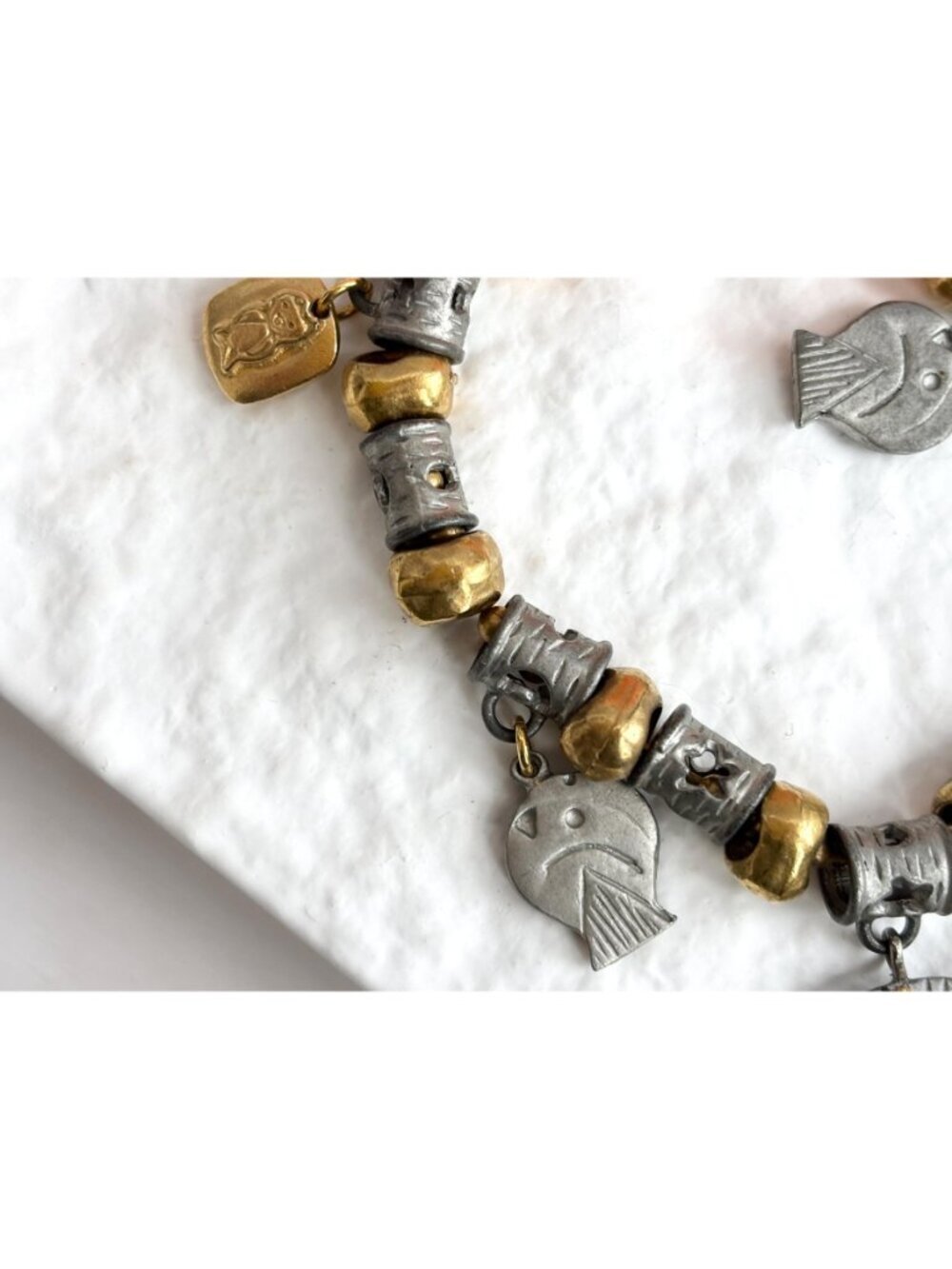Liz Clairborne Gold & Silver Toned Beaded Terre Earth Medallion Pendant Bracelet - Picture 2 of 16